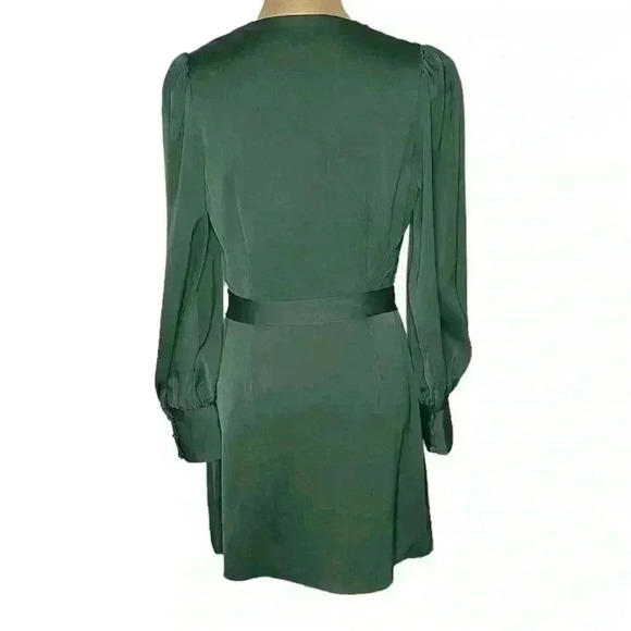 Alexia Admor cocktail Dress Green Satin Wrap Dress Size 6 - Picture 3 of 6